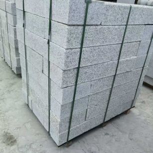 鹤岗 芙蓉白火烧两面路沿石