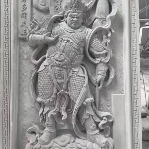 鹤岗 芝麻灰花岗岩人物雕刻——多闻天王