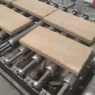 鹤岗仿古石、老石板，流水线加工，价格美丽