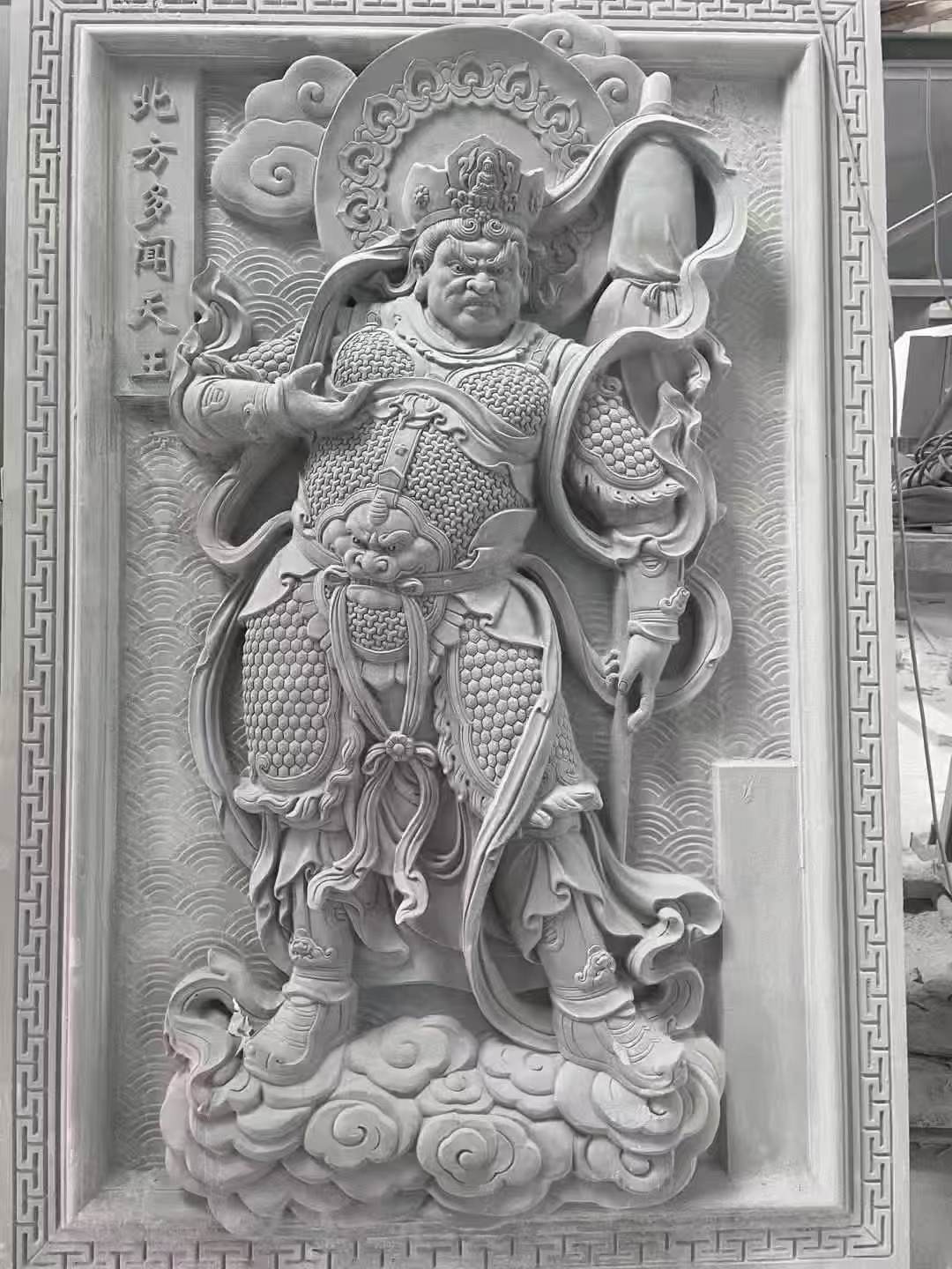 鹤岗 芝麻灰花岗岩人物雕刻——多闻天王