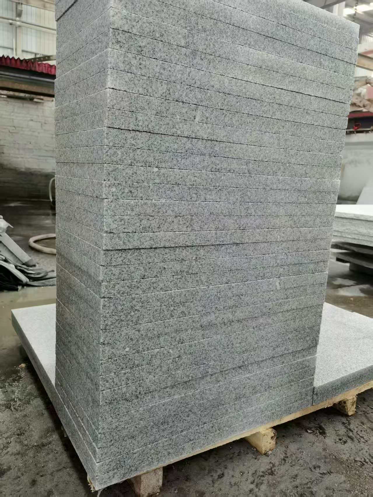 鹤岗 花岗岩 地铺成品300*600，尺寸标准、厚薄均匀